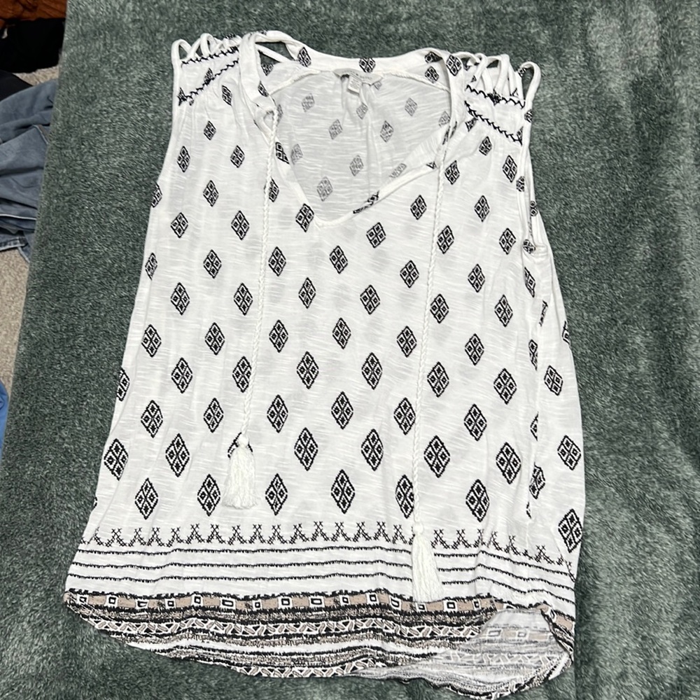 Luck Brand Sleeveless T-shirt